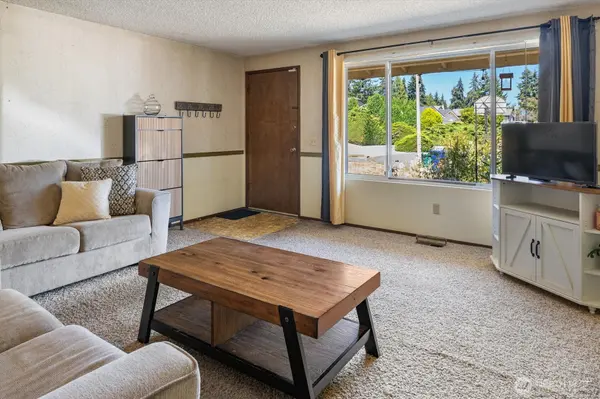 31428 31st AVE SW, Federal Way, WA 98023