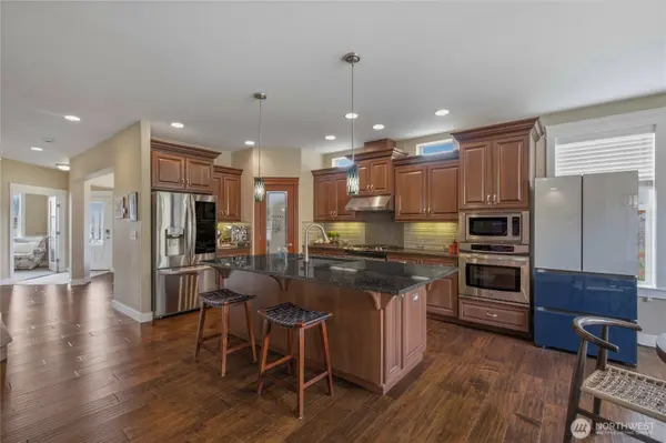 11112 Shawnee Rd E, Puyallup, WA 98374