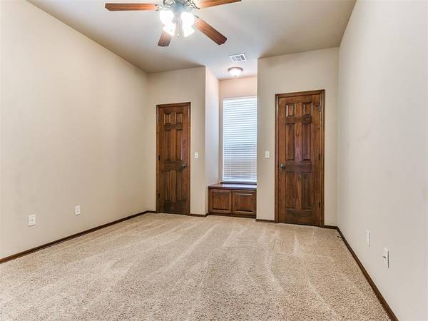 13161 Red Oak DR, Choctaw, OK 73020