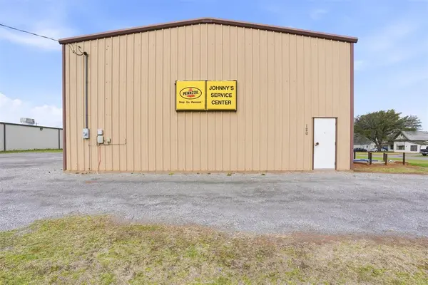 120 N Carnegie ST, Carnegie, OK 73015