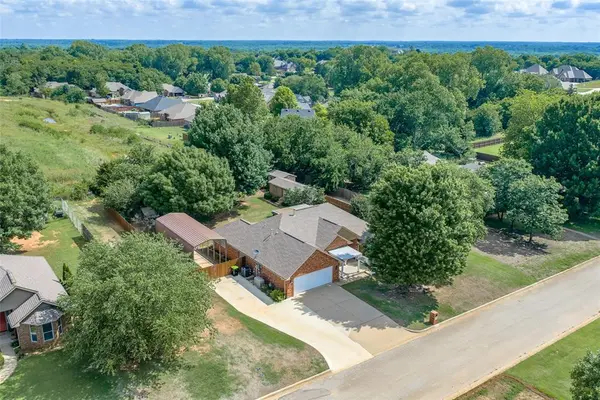 1011 Woodbrook BLVD, Purcell, OK 73080