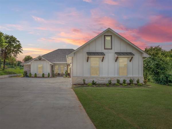 10925 Sandstone Ridge WAY, Guthrie, OK 73044