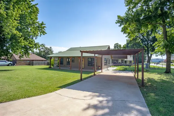301 NE 5th ST, Blanchard, OK 73010