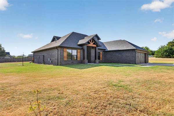 19180 N County Line RD, Piedmont, OK 73078