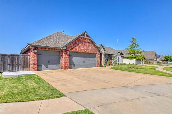 4217 Frontier TRL, Norman, OK 73072