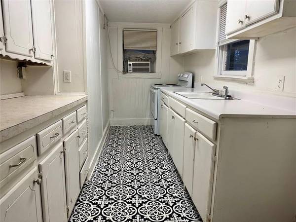 812 W Colorado AVE, Chickasha, OK 73018
