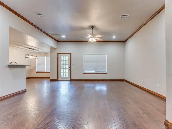 428 Murray DR, Choctaw, OK 73020