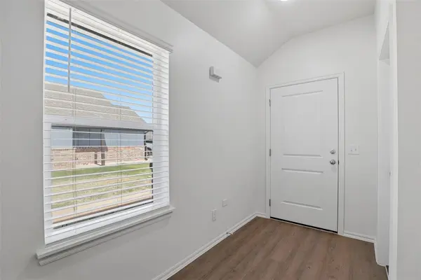 10616 SW 17th TER, Yukon, OK 73099