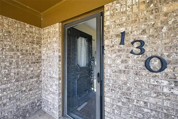 130 W Gist AVE, Roff, OK 74820
