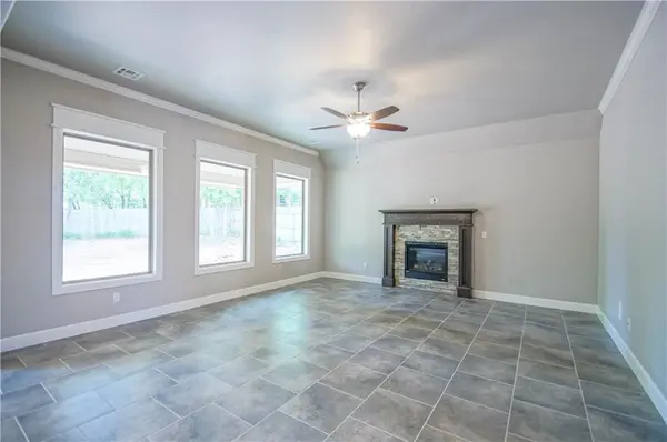 2916 Pacifica LN, Edmond, OK 73034