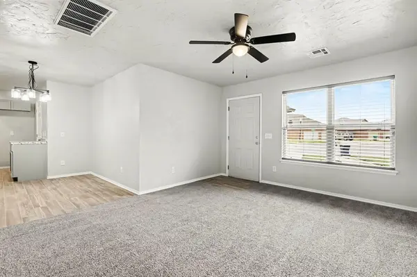 9600 SW 17th ST, Oklahoma City, OK 73128