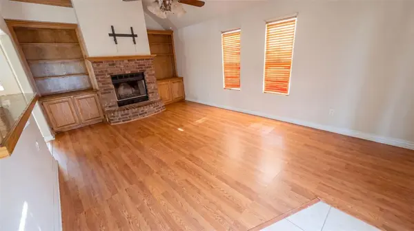 12 Wahnetah LN, Lawton, OK 73507