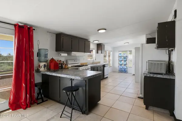 17455 E Old Cherry RD, Dewey-humboldt, AZ 86327