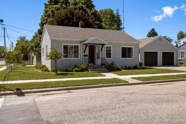 907 N 7TH AVE, Sturgeon Bay, WI 54235