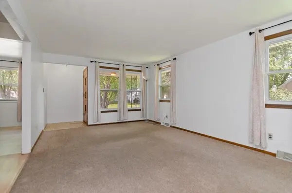 1486 HASTINGS ST, Green Bay, WI 54301