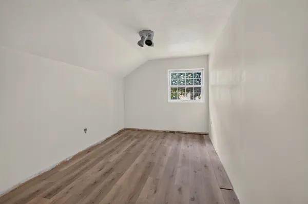208 N SUPERIOR ST, De Pere, WI 54115-2830