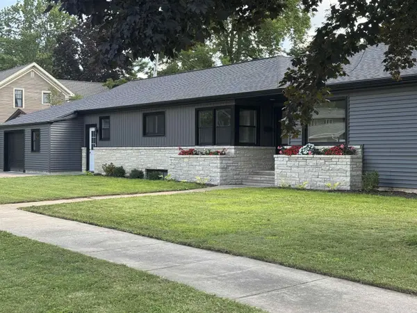 316 W 4TH ST, Shawano, WI 54166