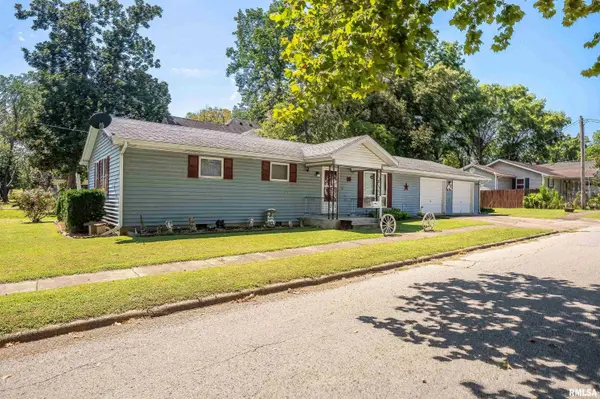 307 W Ogara ST, Harrisburg, IL 62946