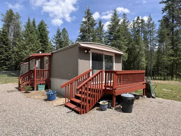 4430 D Springdale Hunters Rd, Springdale, WA 99173