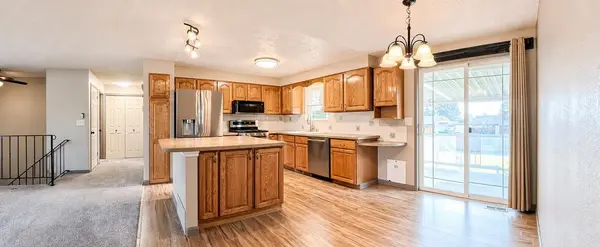 1204 N Warren Rd, Spokane Valley, WA 99216