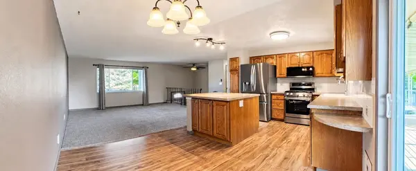 1204 N Warren Rd, Spokane Valley, WA 99216