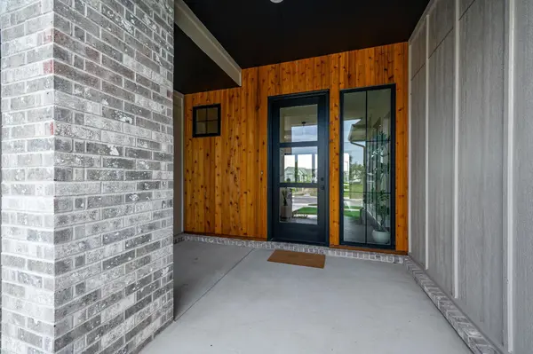 8499 W Pebble st, Maize, KS 67101
