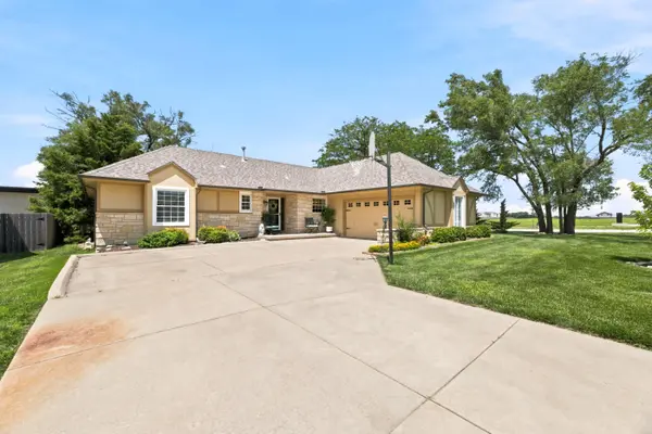 1820 E Beaumont St,  Park City,  KS 67219
