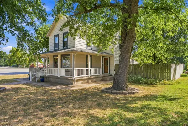 428 N Main St, Andale, KS 67001