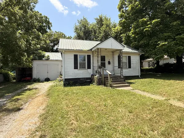 440 W 1st Street, Mountain Grove, MO 65711