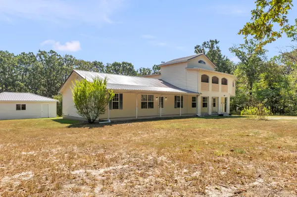 107 Candlewood RD, Buffalo, MO 65622