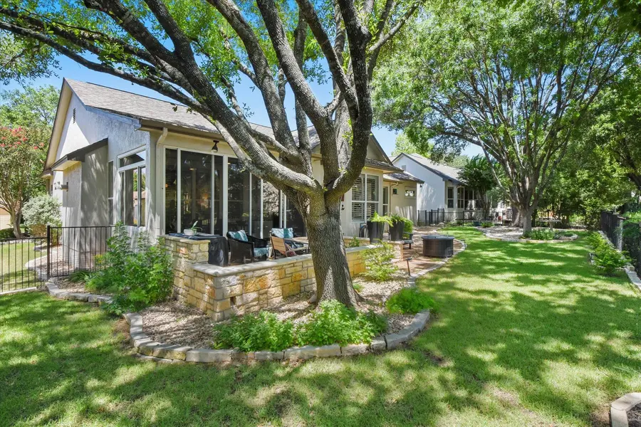 104 Wild Rose DR, Georgetown, TX 78633