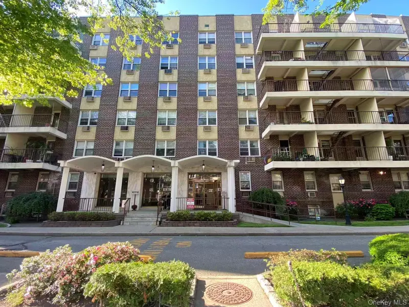 140-55 34th AVE #3E, Flushing, NY 11354