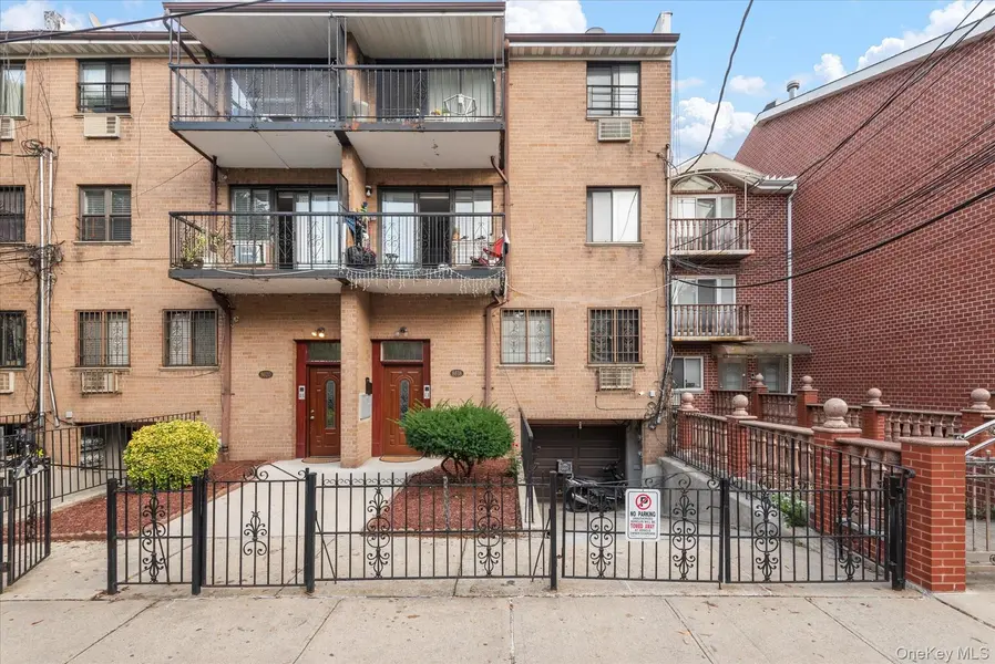 86-18 57th RD, Elmhurst, NY 11373