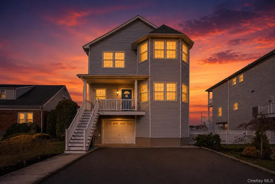 718 Guy Lombardo AVE, Freeport, NY 11520