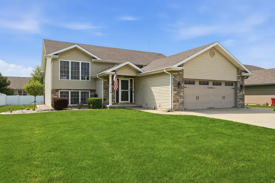 14720 Euclid ST, Cedar Lake, IN 46303