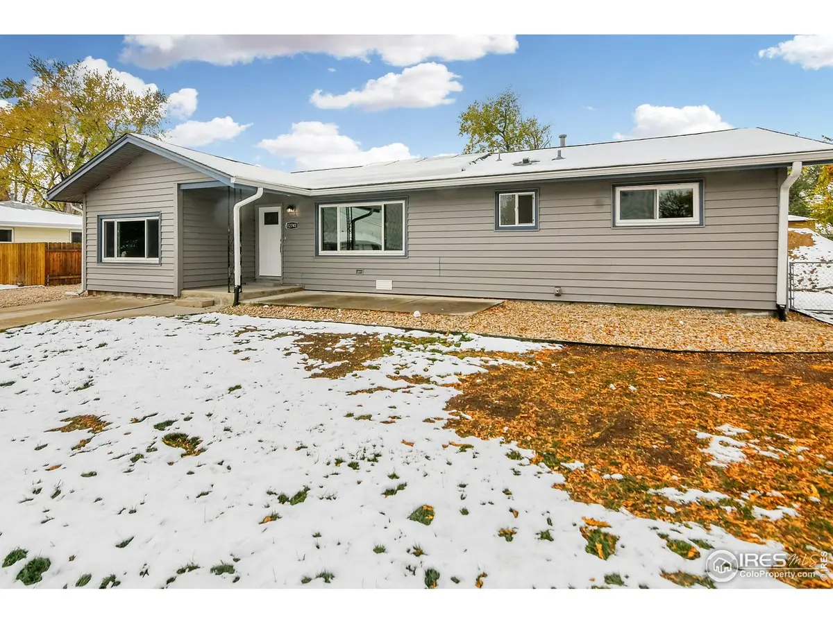 12741 Woodland, Longmont, CO 80504