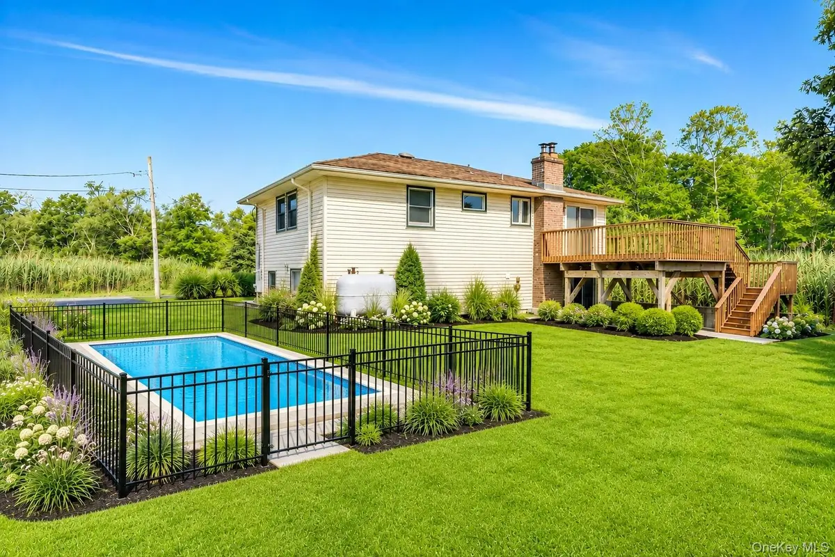 540 Conklin RD, Mattituck, NY 11952