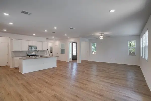 1109 Winnie DR, Austin, TX 78748