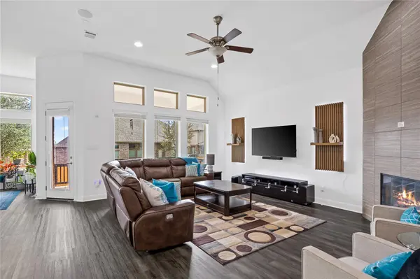 15513 La Catania WAY, Austin, TX 78738