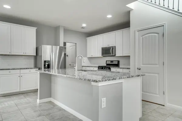 177 Diamond Point DR, Dripping Springs, TX 78620