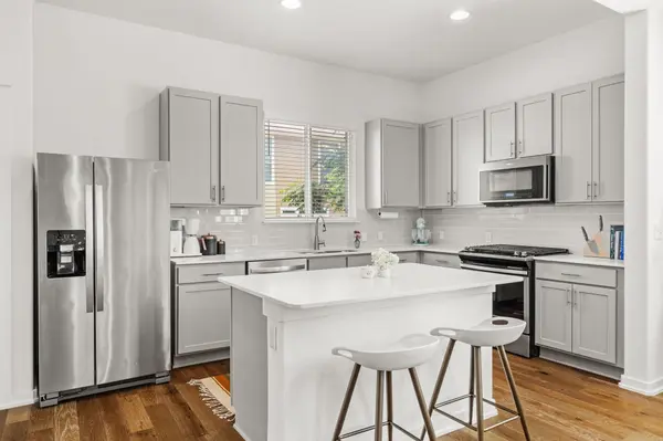 6800 Menchaca RD #37, Austin, TX 78745