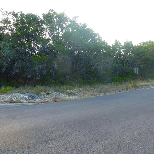 6300 Deer Run, Lago Vista, TX 78645