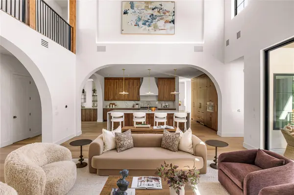 4500 Bunny RUN, Austin, TX 78746