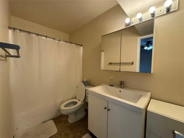 910 Duncan LN #43, Austin, TX 78705