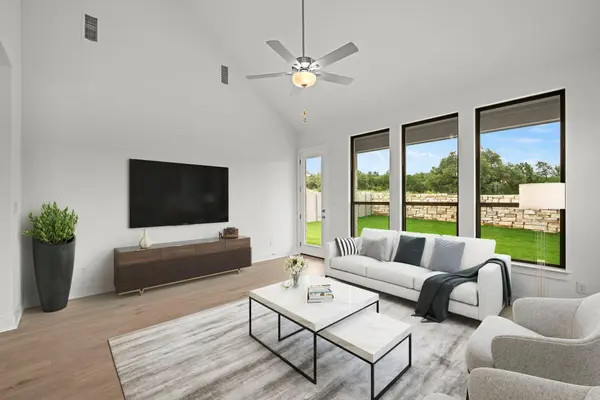 1149 Flying Cloud TRL, Georgetown, TX 78628