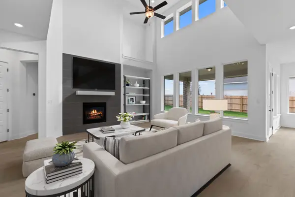 301 Yaklin DR, Liberty Hill, TX 78642