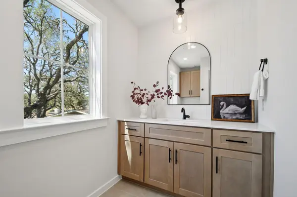 2410 Drew Lane Unit #5, Austin, TX 78748