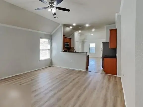 5833 Zachary Scott ST, Austin, TX 78747