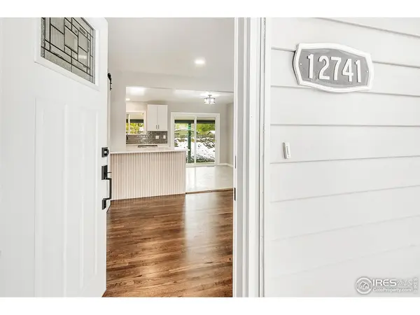 12741 Woodland, Longmont, CO 80504