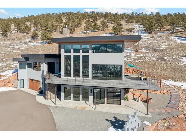 818 Mountain View, Lyons, CO 80540